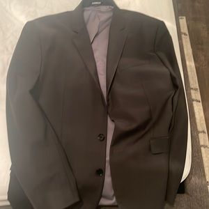 Express mens suitcoat 42R. Never worn
